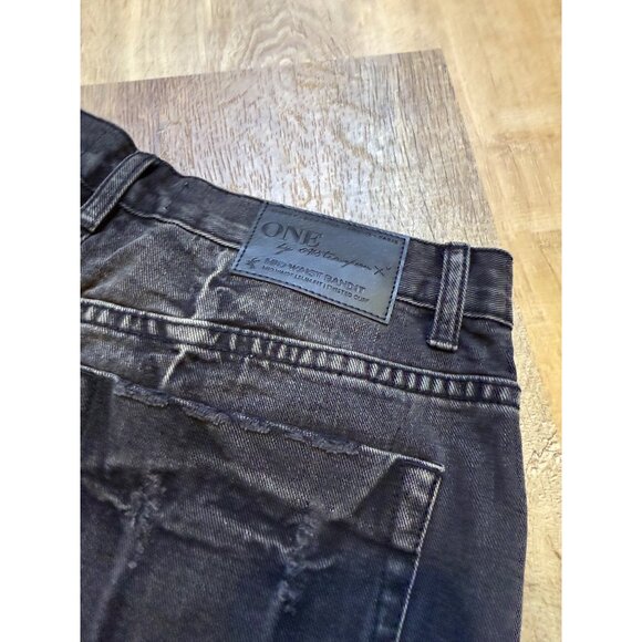 One Teaspoon Mid Waist Bandit Twisted Cuff Black Distressed Denim Shorts Size 28 - Picture 4 of 8